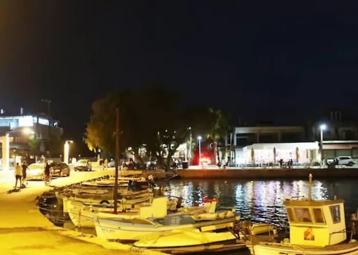 Πολυτελές Διαμέρισμα 2 Χαλκίδα-Παραλία Αυλίδος